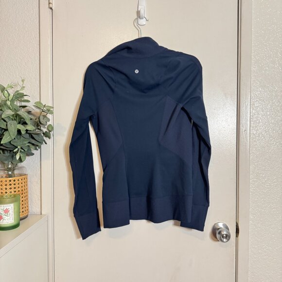 LULULEMON Movement To Movement Jacket in Nocturnal Teal Size 6 Navy Blue - Picture 3 of 8